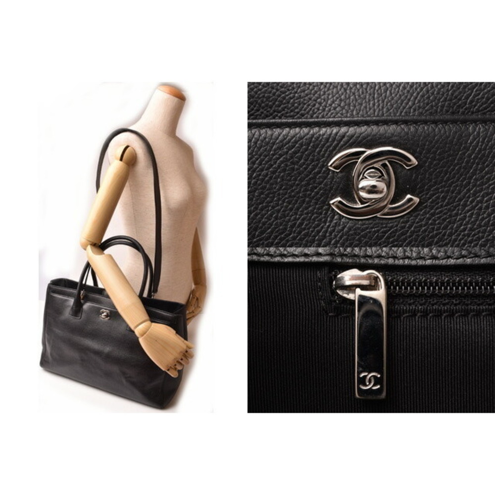 CHANEL Handbag Black - Picture 2 of 13